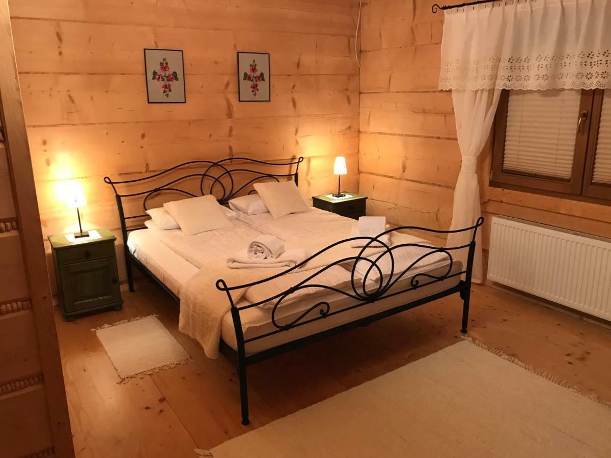 Dom Pod Bachledowka Villa Czerwienne Buitenkant foto